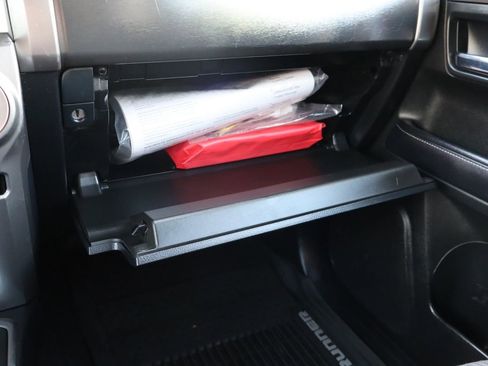 Used 2020 Toyota 4Runner SR5 image 39