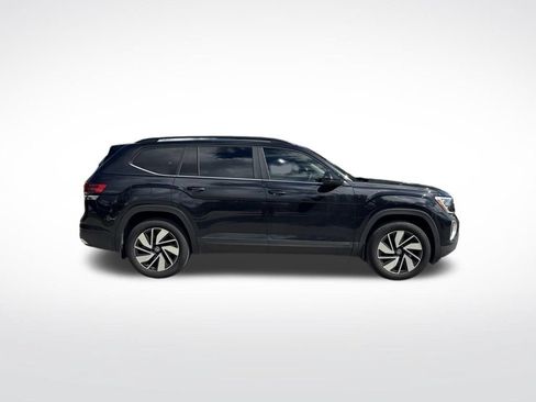 Used 2025 Volkswagen Atlas SE FWD image 4