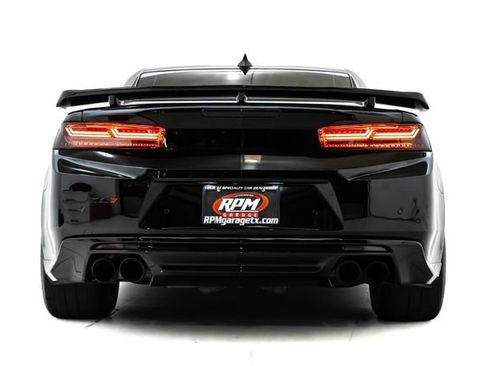 Used 2018 Chevrolet Camaro ZL1 RWD image 3
