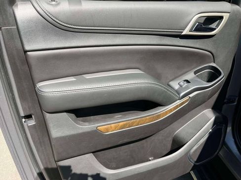 Used 2019 GMC Yukon XL Denali AWD/4WD image 17