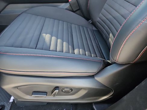 New 2026 Ford Explorer ST-Line w/ ST-Line Street Pack image 23