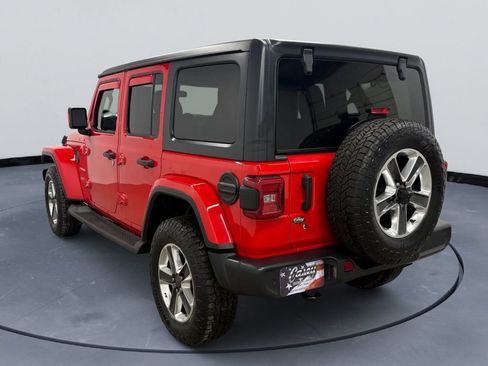 Used 2019 Jeep Wrangler Unlimited Sahara w/ Safety Group AWD/4WD image 9