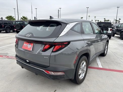 Used 2024 Hyundai Tucson SE image 6