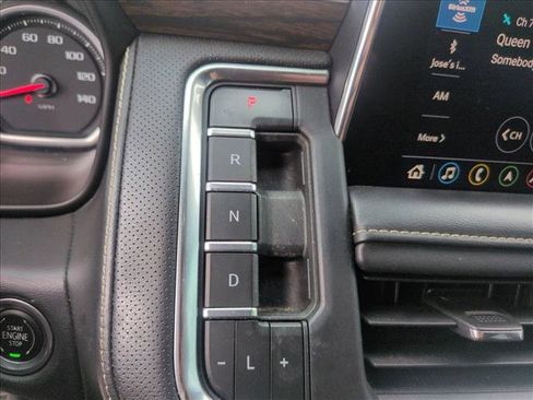 Used 2021 Chevrolet Tahoe Premier w/ Premium Package image 8