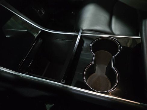 Used 2019 Tesla Model 3 Standard Range Plus image 28