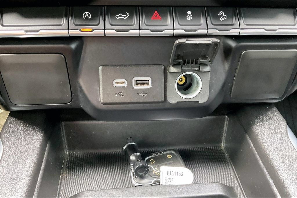 Used 2021 Chevrolet Silverado 1500 RST AWD/4WD image 33