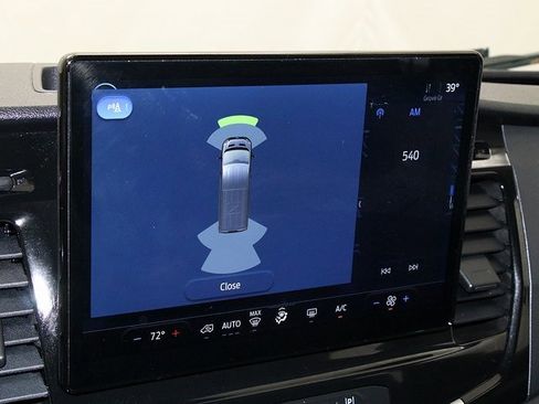 Used 2023 Ford Transit 350 XLT image 17