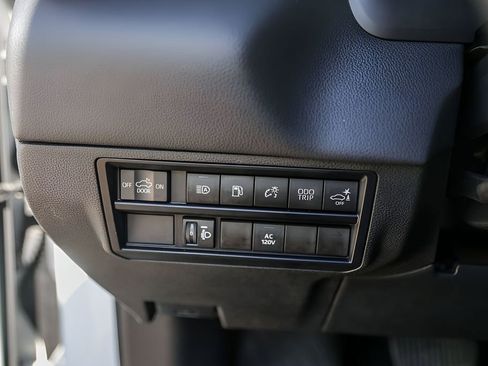 Used 2023 Toyota Tundra Limited w/ Power Package image 18