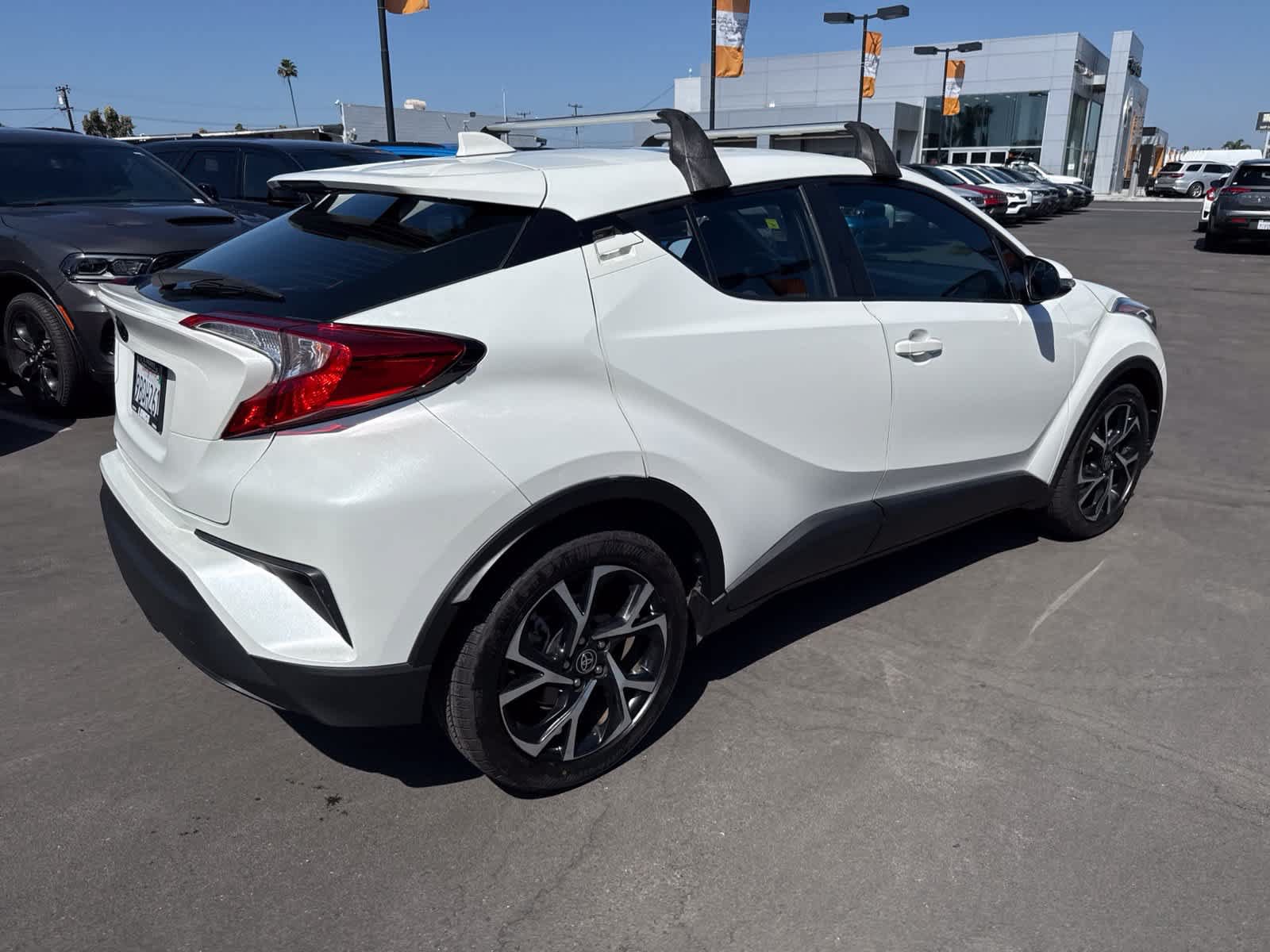 Used 2021 Toyota C-HR XLE FWD image 12