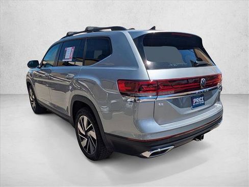 Used 2025 Volkswagen Atlas SE AWD/4WD image 7
