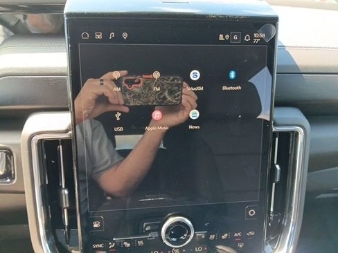 New 2026 GMC Yukon Denali AWD/4WD image 14