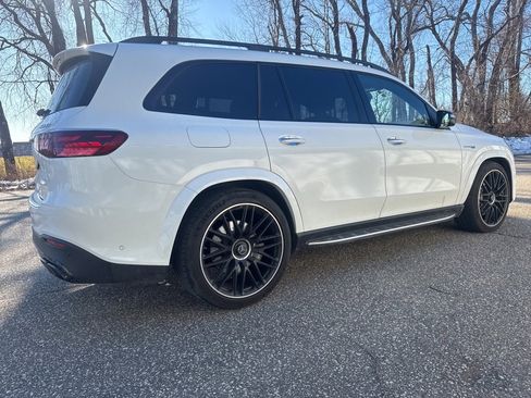 Used 2025 Mercedes-Benz GLS 63 AMG 4MATIC image 3
