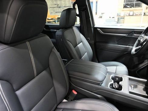 New 2026 GMC Acadia Elevation w/ Elevation Premium Package image 8