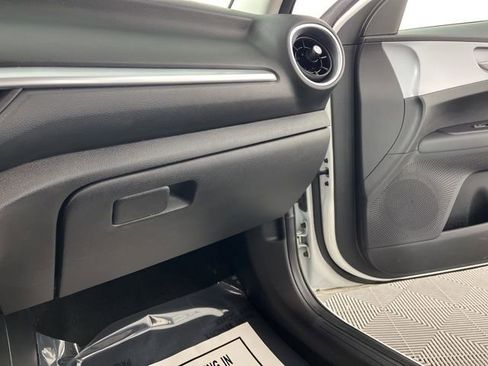 Used 2023 Kia Forte LXS image 38