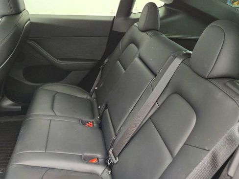 Used 2025 Tesla Model Y Performance image 25