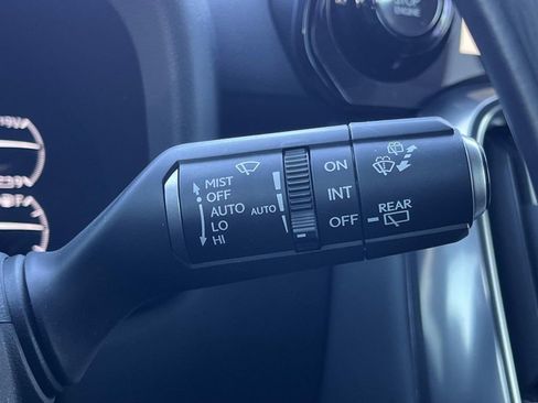 Used 2023 Lexus LX 600 4WD w/ Luxury Package image 37