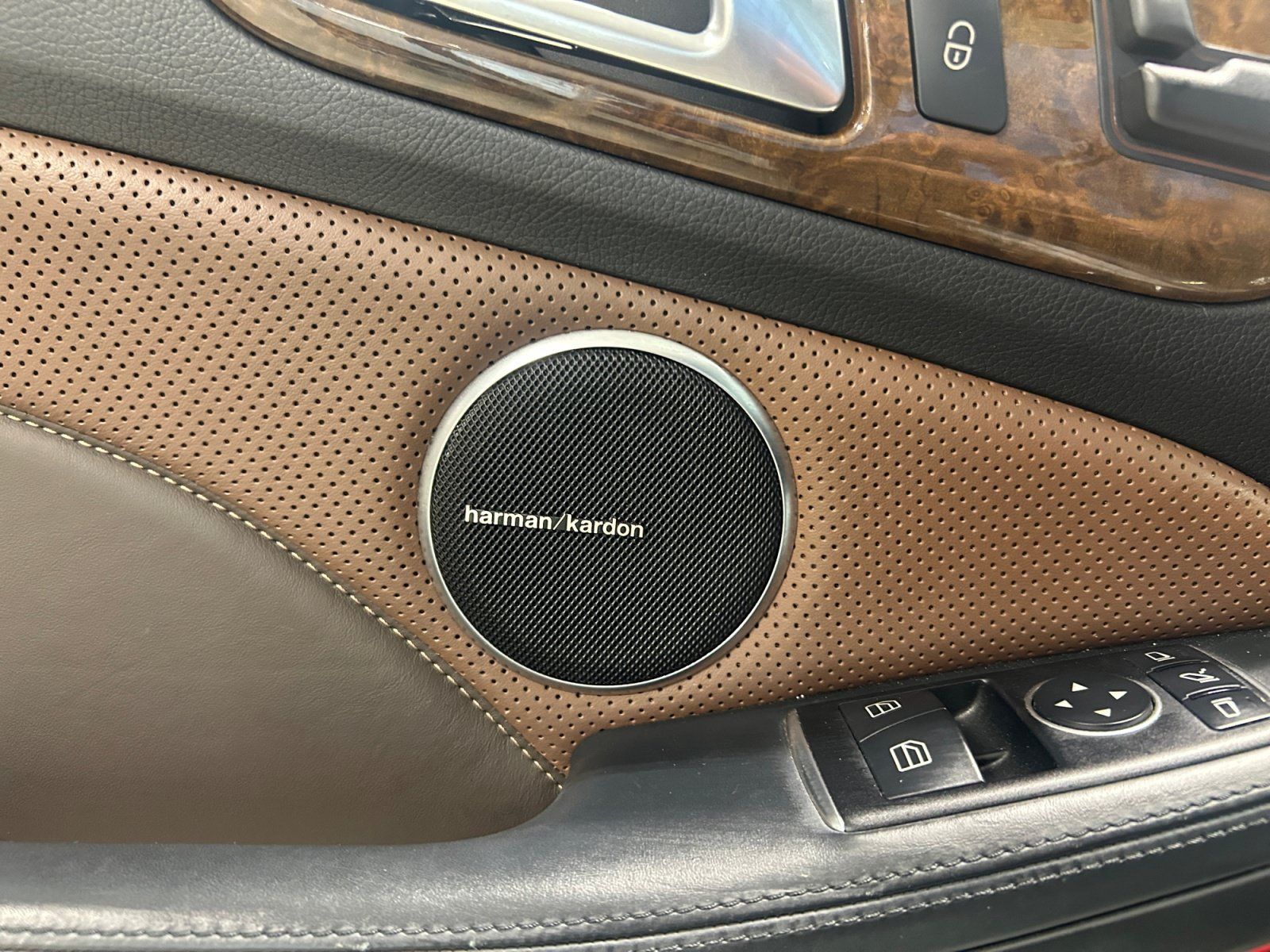 Used 2015 Mercedes-Benz SLK 250 image 20