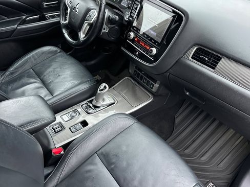 Used 2020 Mitsubishi Outlander SEL image 13