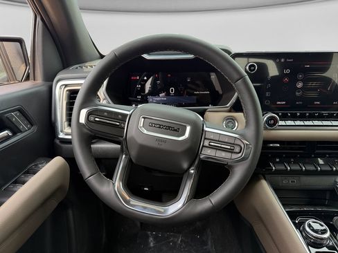 New 2026 GMC Canyon Denali w/ LPO, Denali Black Edition AWD/4WD image 12