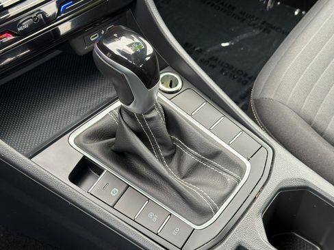 Used 2025 Volkswagen Jetta S image 19