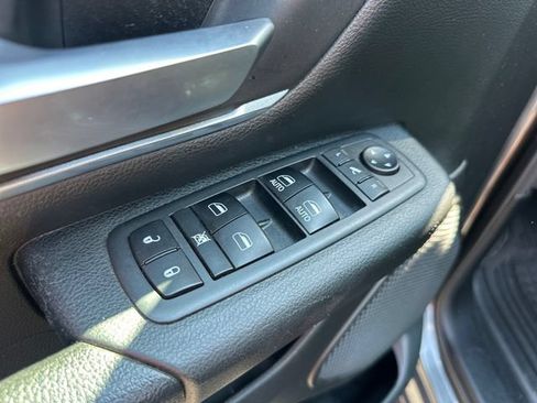Used 2019 RAM 1500 Big Horn AWD/4WD image 13