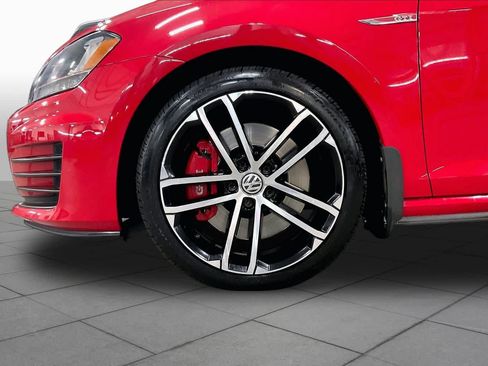 Used 2017 Volkswagen GTI Sport FWD image 11