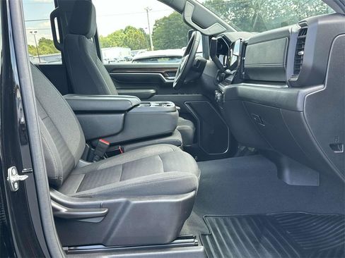 Used 2024 Chevrolet Silverado 2500 LT image 6