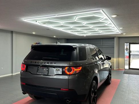 Used 2016 Land Rover Discovery Sport HSE AWD/4WD image 6