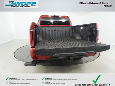 Used 2023 Toyota Tundra Platinum AWD/4WD image 28