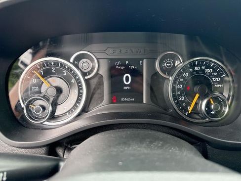 Used 2019 RAM 1500 Big Horn AWD/4WD image 12