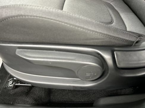 Used 2025 Hyundai Tucson SE AWD/4WD image 10