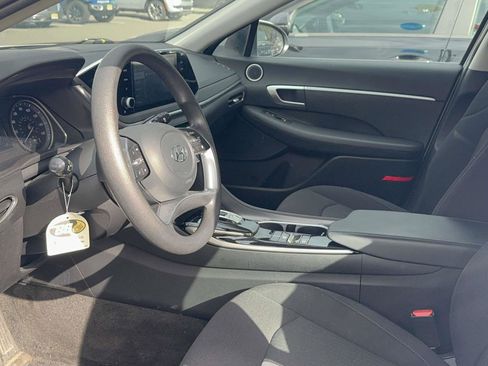 Used 2023 Hyundai Sonata SE FWD image 24