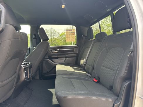Used 2025 RAM 1500 Big Horn AWD/4WD image 12