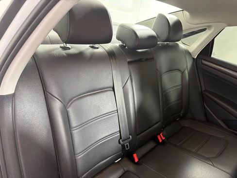 Used 2020 Volkswagen Passat 2.0T R-Line FWD image 23