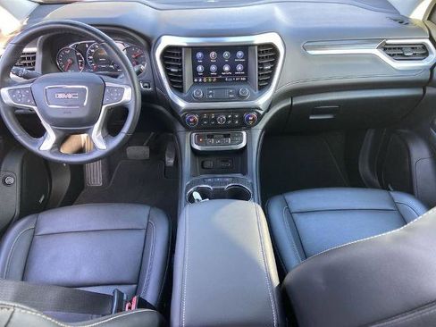 Certified 2023 GMC Acadia SLT w/ Technology Package image 16