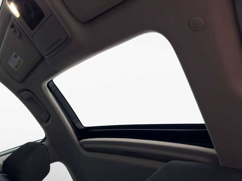 Certified 2023 Honda Accord EX image 21