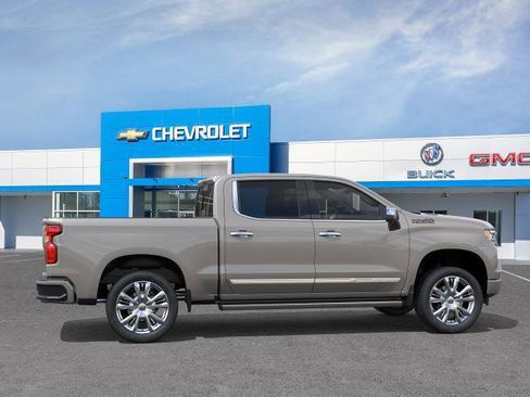 New 2026 Chevrolet Silverado 1500 High Country AWD/4WD image 5