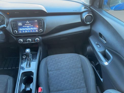 Used 2024 Nissan Kicks SV image 26