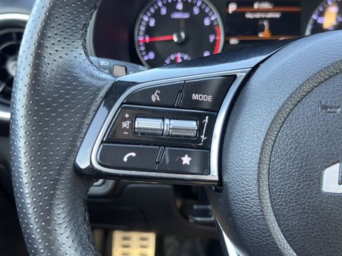 Used 2024 Kia Forte GT-Line image 41