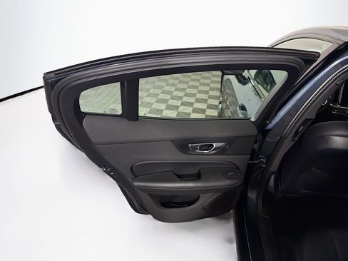 Used 2024 Volvo S60 B5 Core FWD image 27