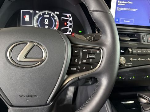 Certified 2025 Lexus ES 350 w/ Premium Package FWD image 15