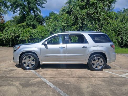 Used 2015 GMC Acadia Denali FWD image 4