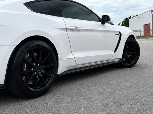 Used 2017 Ford Mustang Shelby GT350 w/ Electronics Package RWD image 10