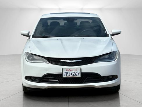 Used 2015 Chrysler 200 S FWD image 8