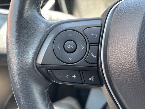 Used 2022 Toyota Corolla SE FWD image 19