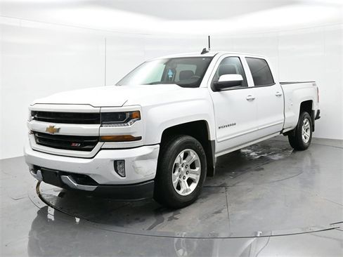 Used 2017 Chevrolet Silverado 1500 LT w/ All Star Edition image 3