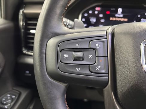 Used 2025 GMC Sierra 1500 AT4 w/ AT4 Premium Package AWD/4WD image 32