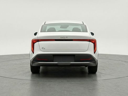 Used 2025 Kia K4 FWD image 7