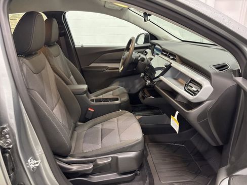 New 2027 Chevrolet Bolt LT FWD image 33