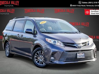 Certified 2019 Toyota Sienna XLE